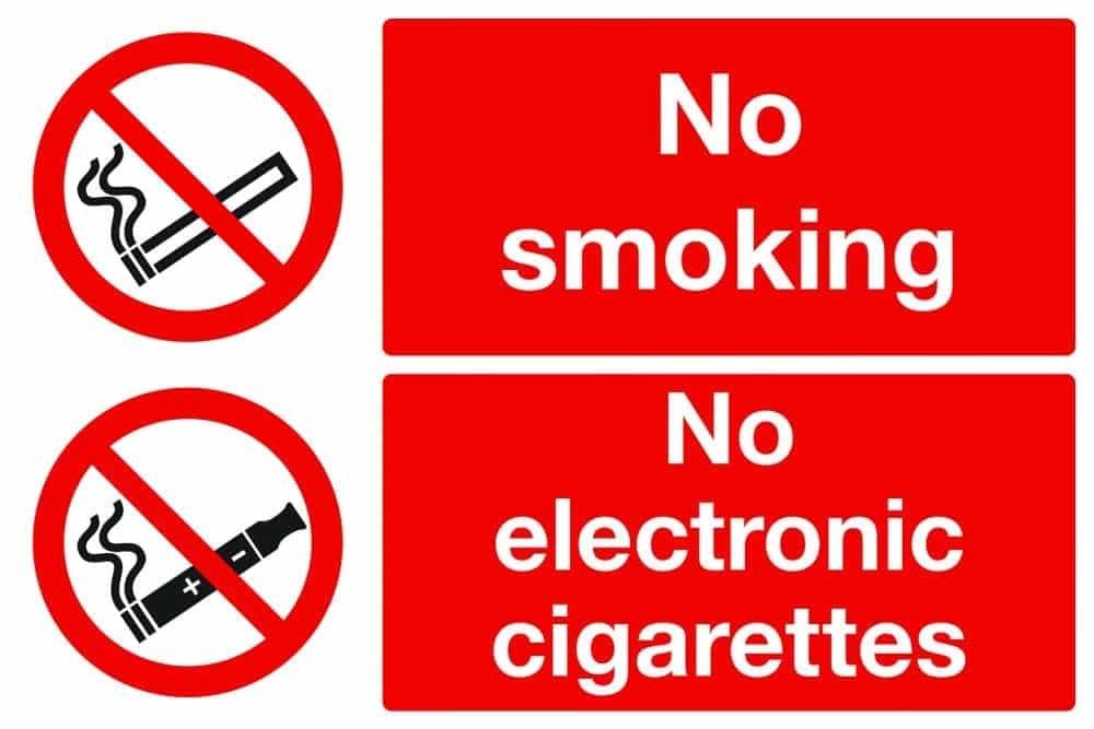 No smoking / no ecigs sign