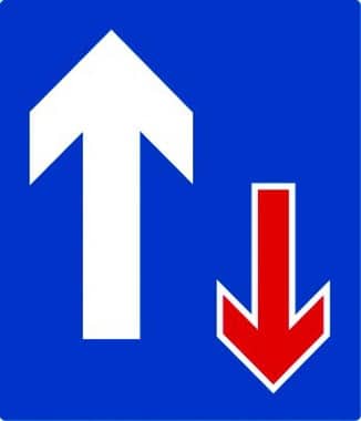 Vehicle priority traffic sign