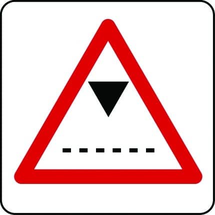 Traffic height restriction sign
