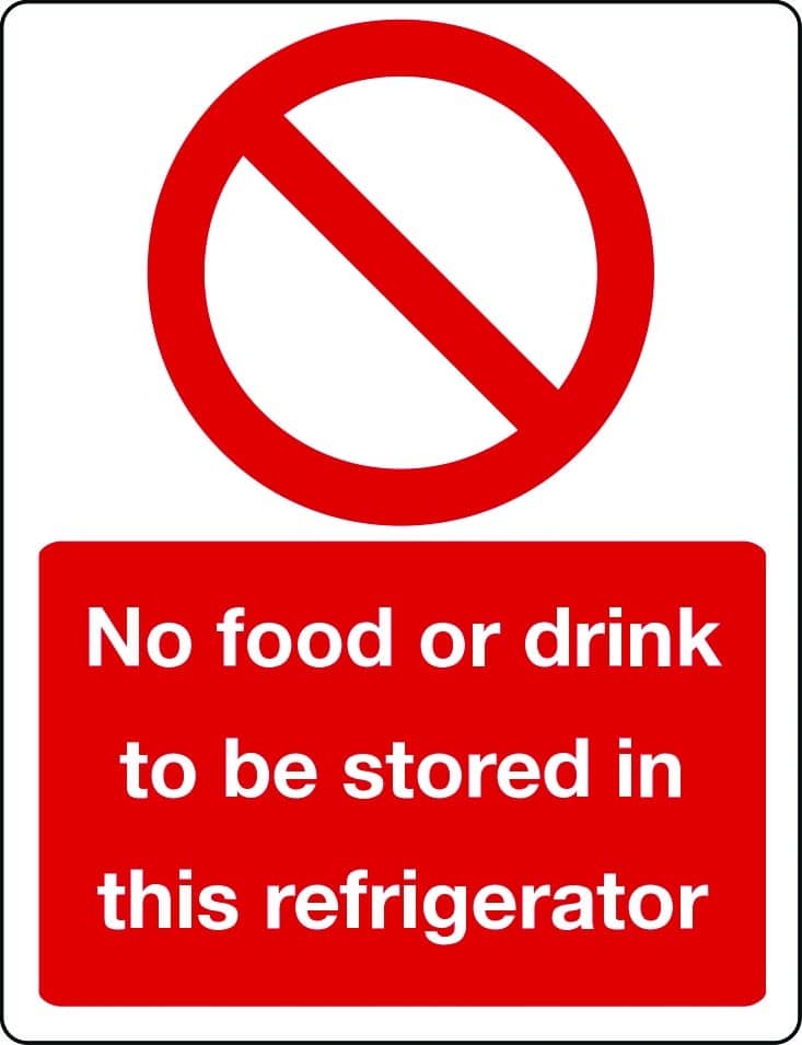 No food or drink to be stored in this refrigerator sign